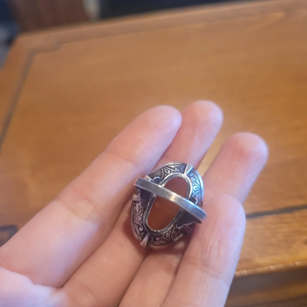 Vintage  Sterling Silver Carnelian Ring , Unique Design size  6.5 approximately - Picture 6 of 10